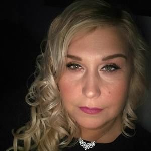 Meet your Posher, Karoline